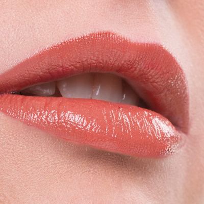 Lipstick soft coral